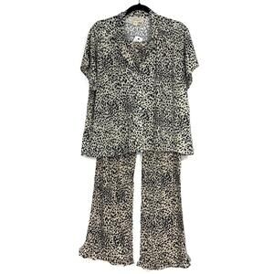 Salt Water Luxe Women’s Size Medium Cheetah Animal Print Rayon Pajama Set New